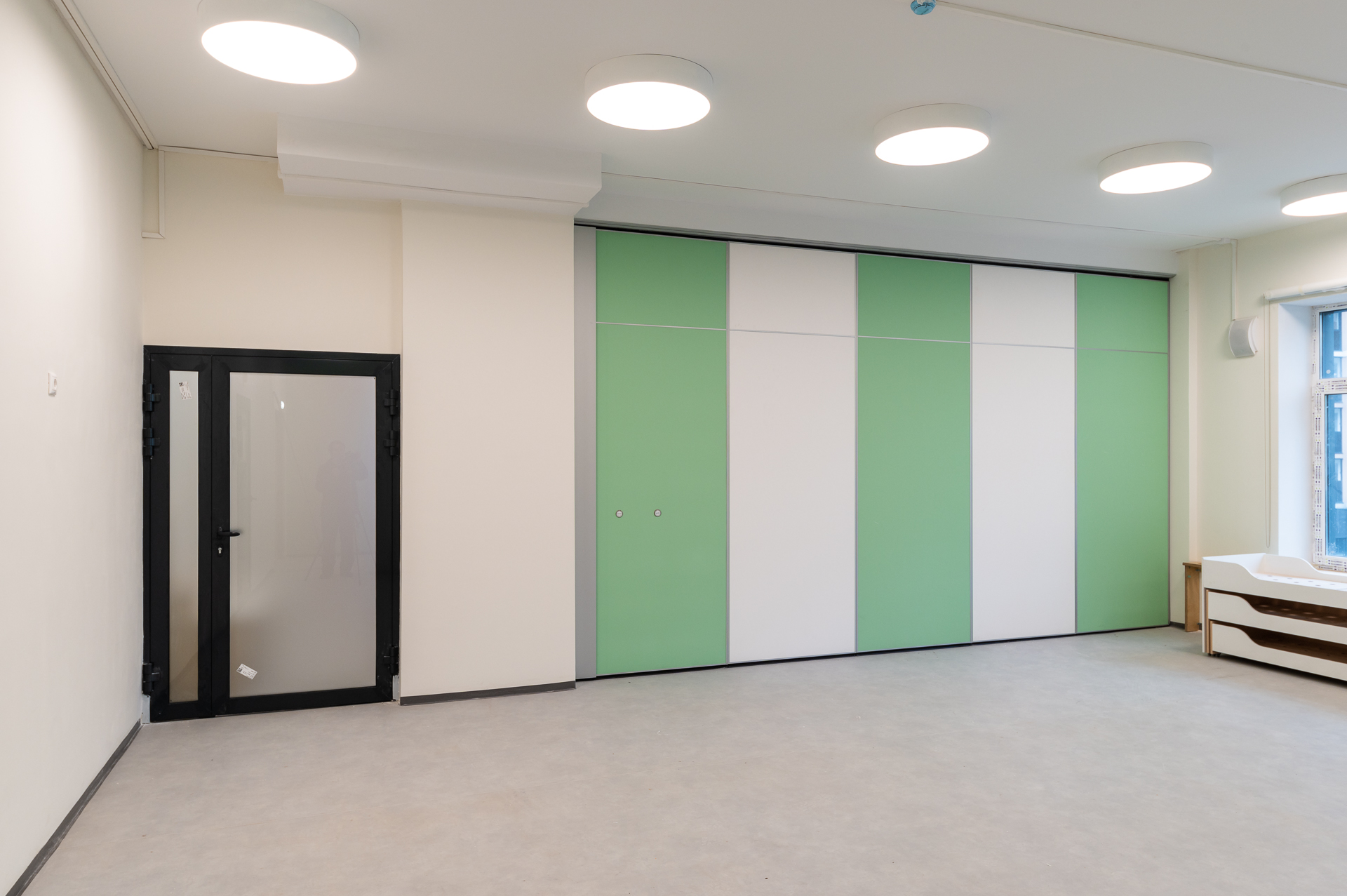 SmartWall H5F-S (School). Изображение №5