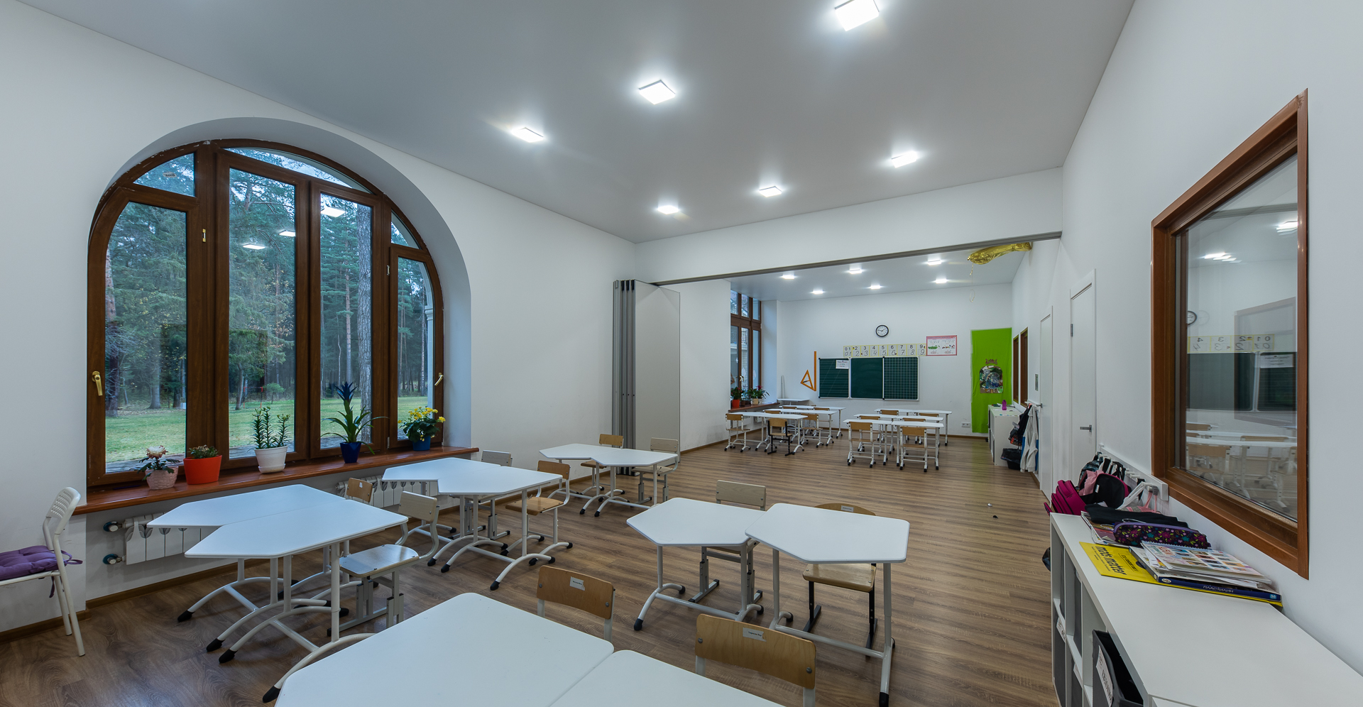 Фото проекта: Nayada поставила в SmartSchool трансформируемые перегородки SmartWall H5. Изображение № 6